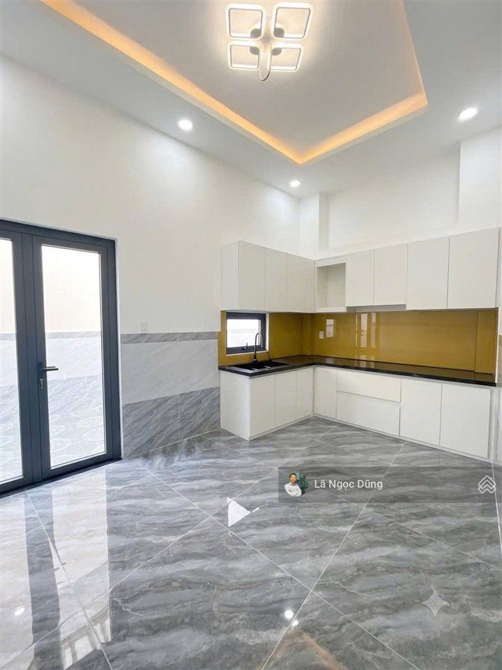Bán nhà 2 tầng, 5x22, hẻm ô tô 5m thông thoáng, đường lê trọng tấn, giá nhỉnh 6 tỷ (tl)