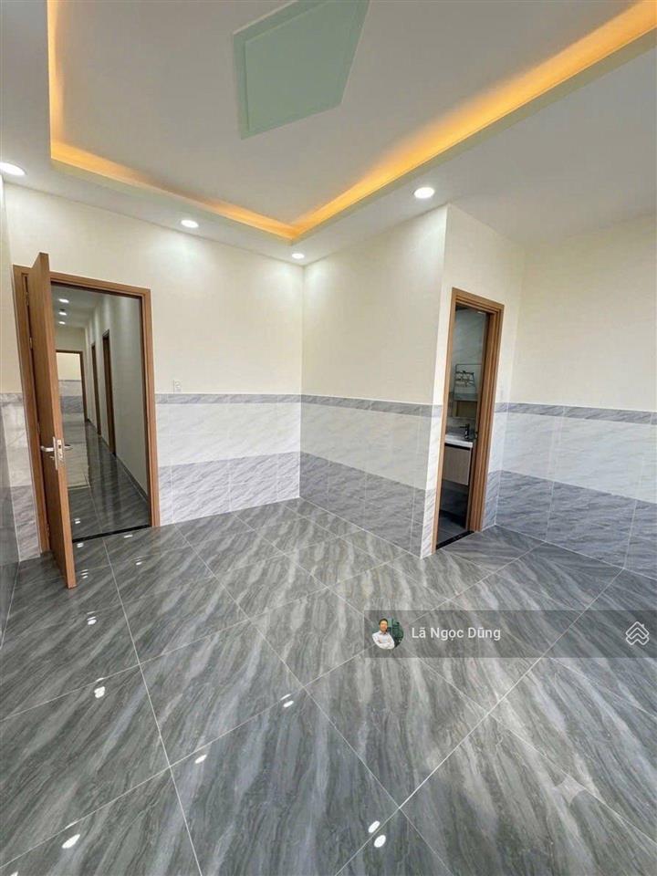 Bán nhà 2 tầng, 5x22, hẻm ô tô 5m thông thoáng, đường lê trọng tấn, giá nhỉnh 6 tỷ (tl)