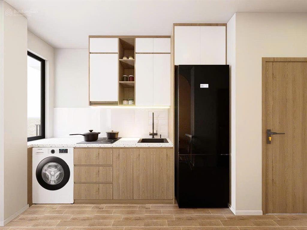 Cho thuê phòng 38m2 + ban công, 4 người ở, thang máy, máy giặt riêng, nhận xe điện tại khương trung