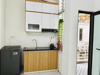 Cho thuê 1n1k, 40m2, ban công, full nt, 4 người ở hoặc hộ gia đình tại 112 tô vĩnh diện, giá 6tr/th