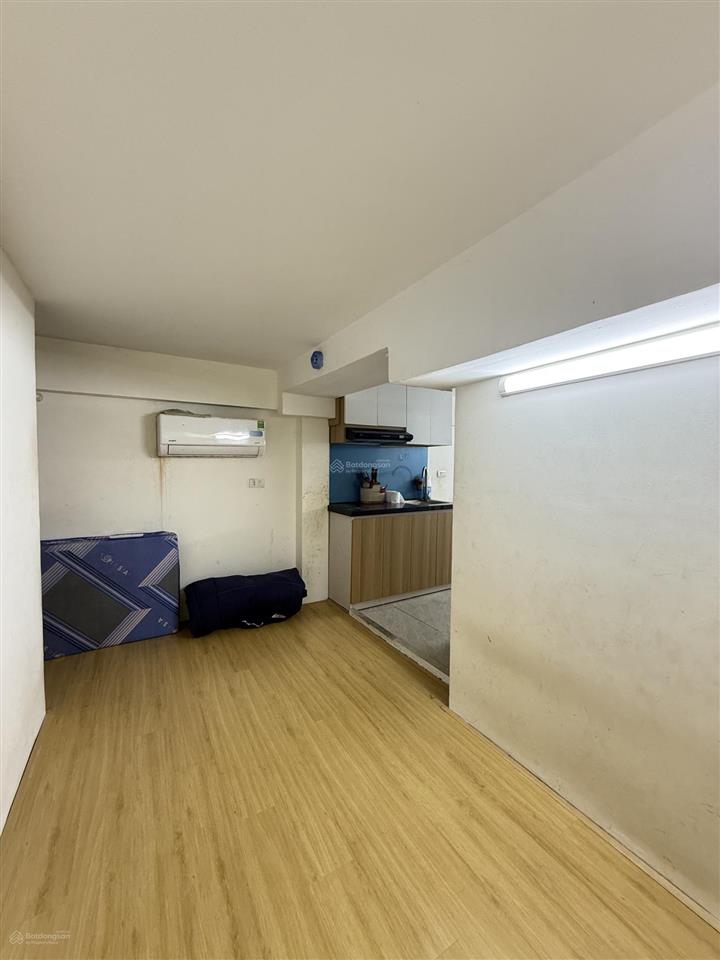 Cho thuê phòng gác xép t1, cho 2 người ở tại 612 đê la thành, thông ngọc khánh, đầy đủ nt, 3.3tr/th
