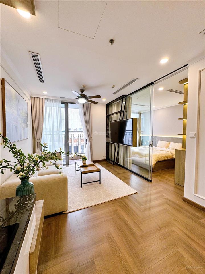 Gia đình em có căn hộ 2pn nhà sửa đẹp full nội thất cho thuê tại tòa park times city 0985 566 ***