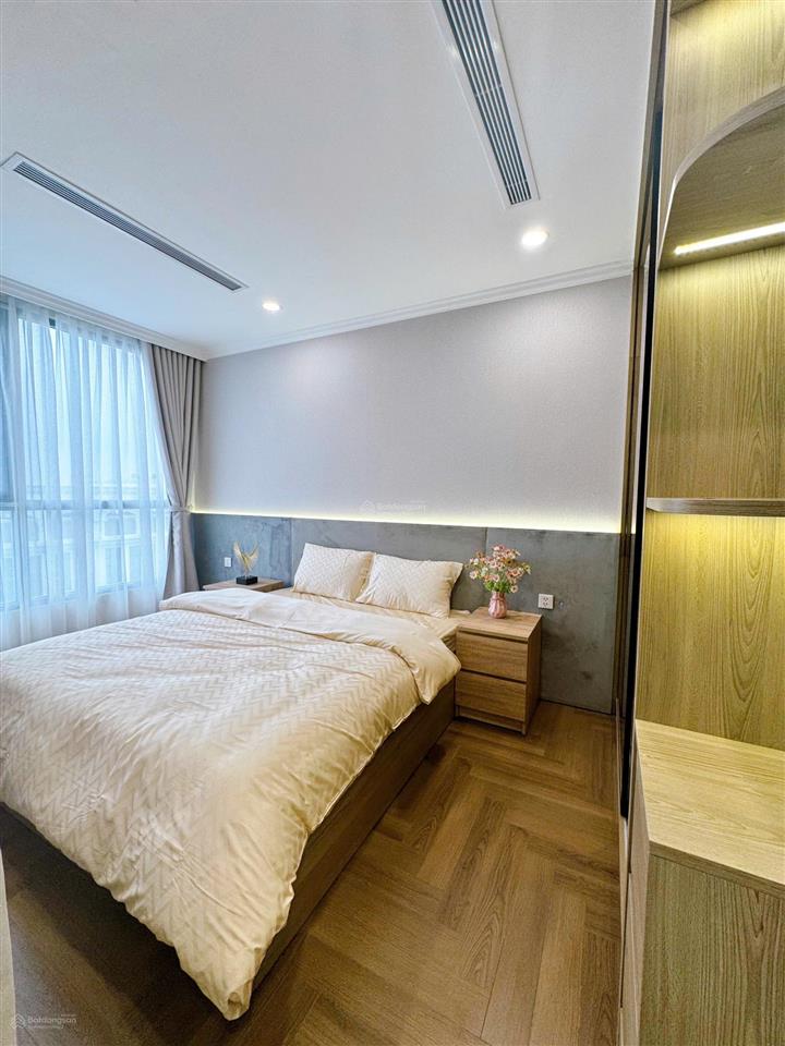 Gia đình em có căn hộ 2pn nhà sửa đẹp full nội thất cho thuê tại tòa park times city 0985 566 ***