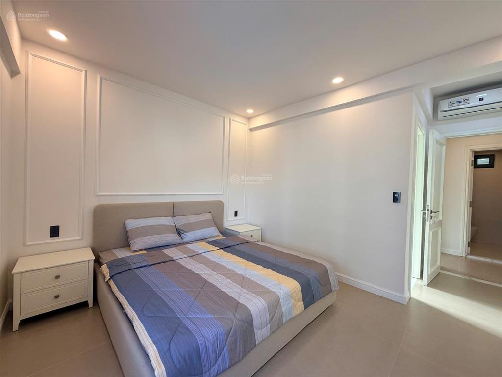 Bán căn hộ mỹ khánh 1, phú mỹ hưng, quận 7 view hồ bơi 10,9 tỷ