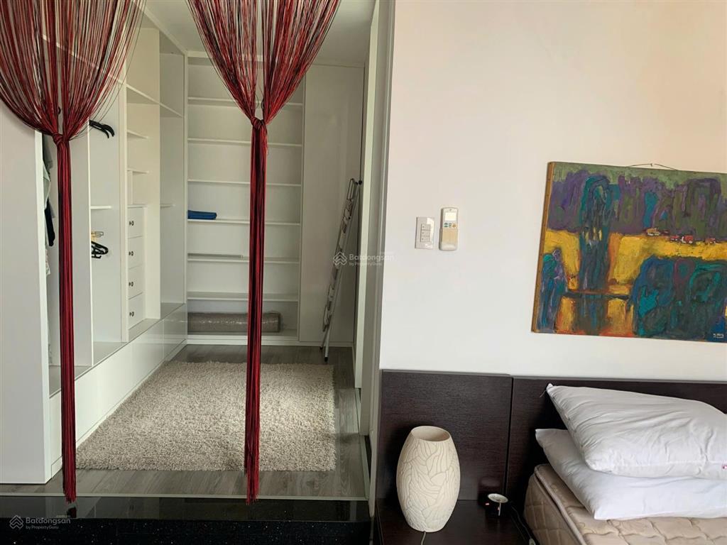 Bán căn hộ chung cư tại tropic garden, 7,9 tỷ, 81m2, 2pn góc sửa thành 1pn, 2wc