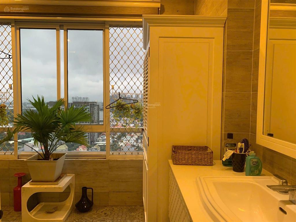 Bán căn hộ chung cư tại tropic garden, 7,9 tỷ, 81m2, 2pn góc sửa thành 1pn, 2wc