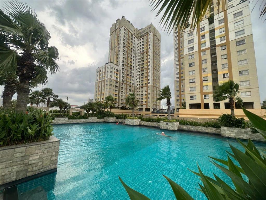 Bán căn hộ chung cư tại tropic garden, 7,9 tỷ, 81m2, 2pn góc sửa thành 1pn, 2wc
