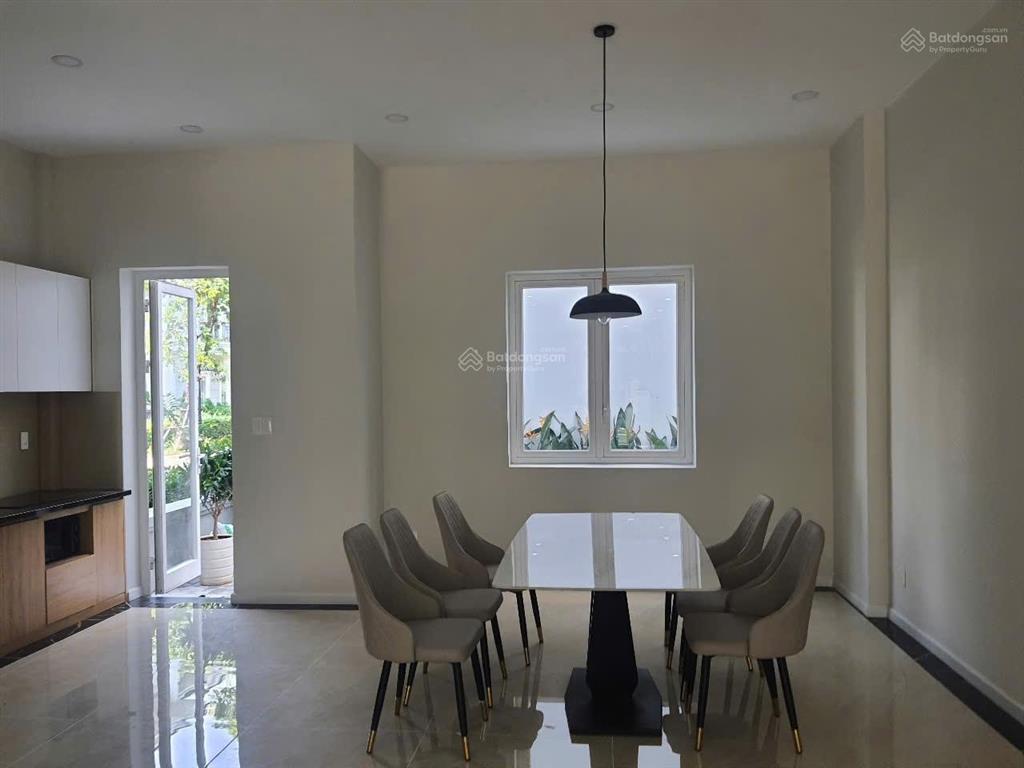 Bán biệt thự tại khu biệt thự sol villas, giá tốt 16,5 tỷ, 120m2