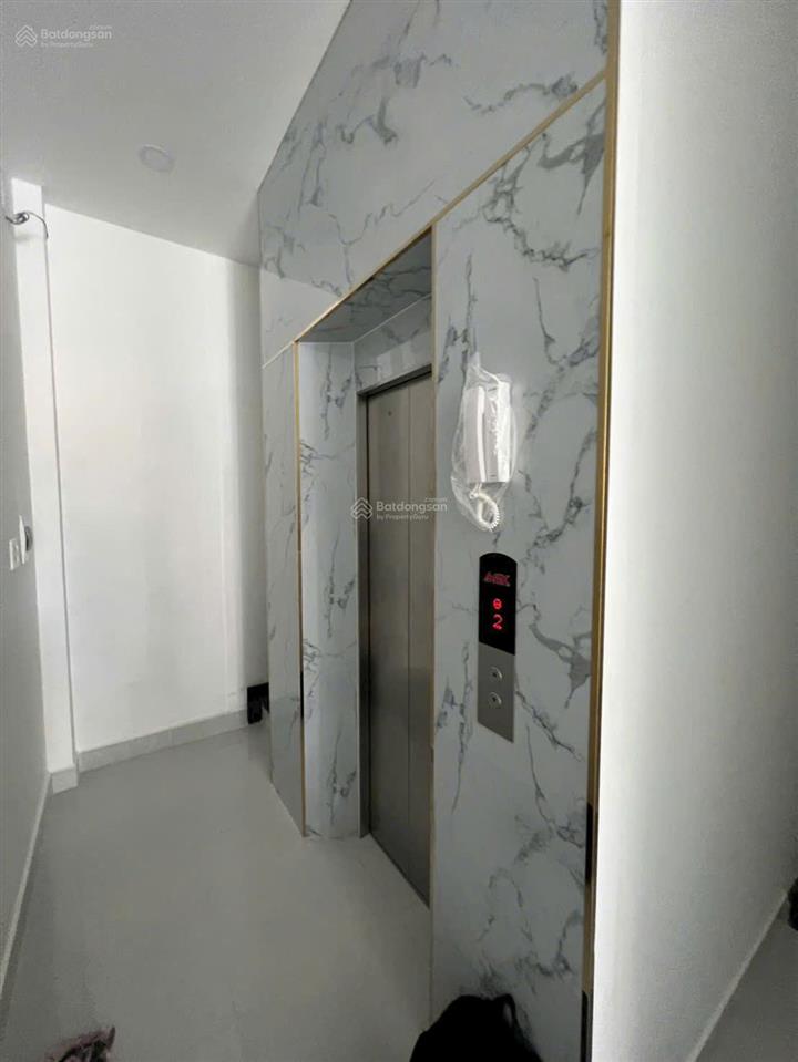 Bán nhà mặt phố lò lu, 14 tỷ, dt xây dựng 392.7m2, giá ưu đãi, chính chủ, dt đất 80.8m2