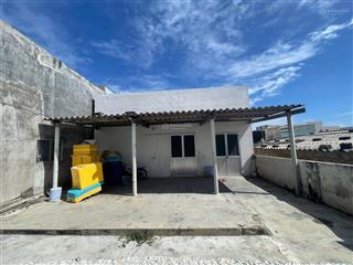 Bán căn nhà gần bãi biển nhà hàng bbq bãi cạn đảo phú quý giá 1 tỷ 100 triệu