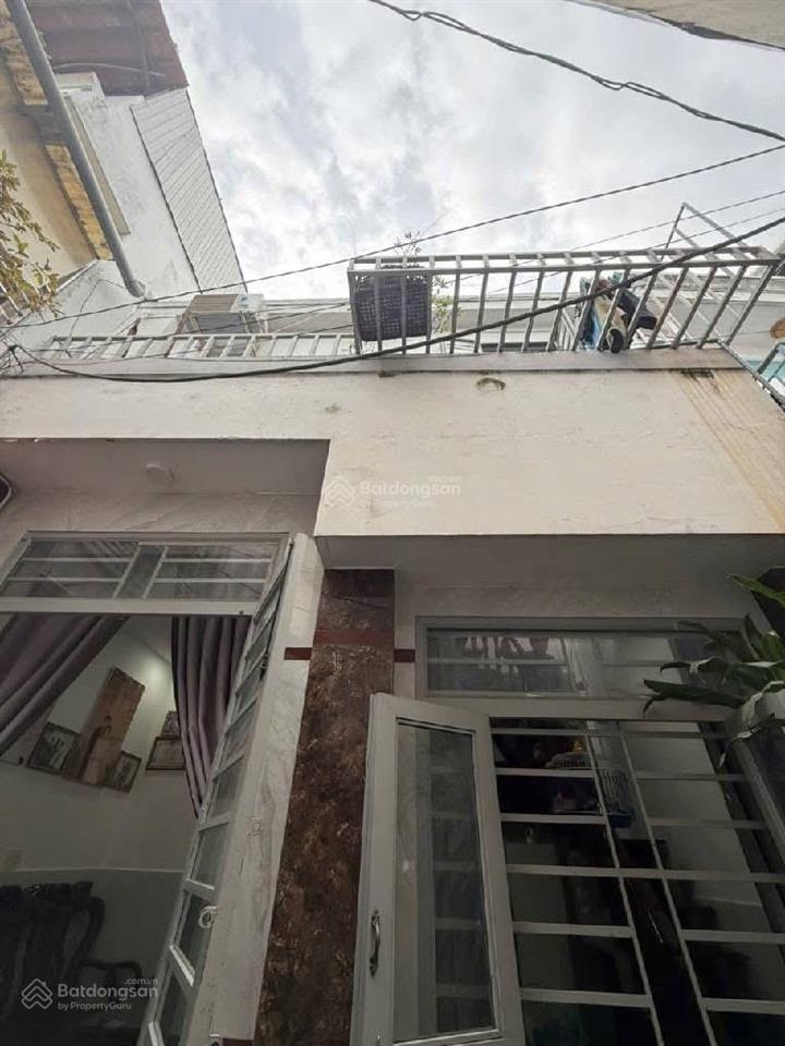 Bán gấp nhà ngay trung tâm quận 7  ngang bề thế 5m chỉ 3 tỷ nhỉnh  ngay phú mỹ hưng