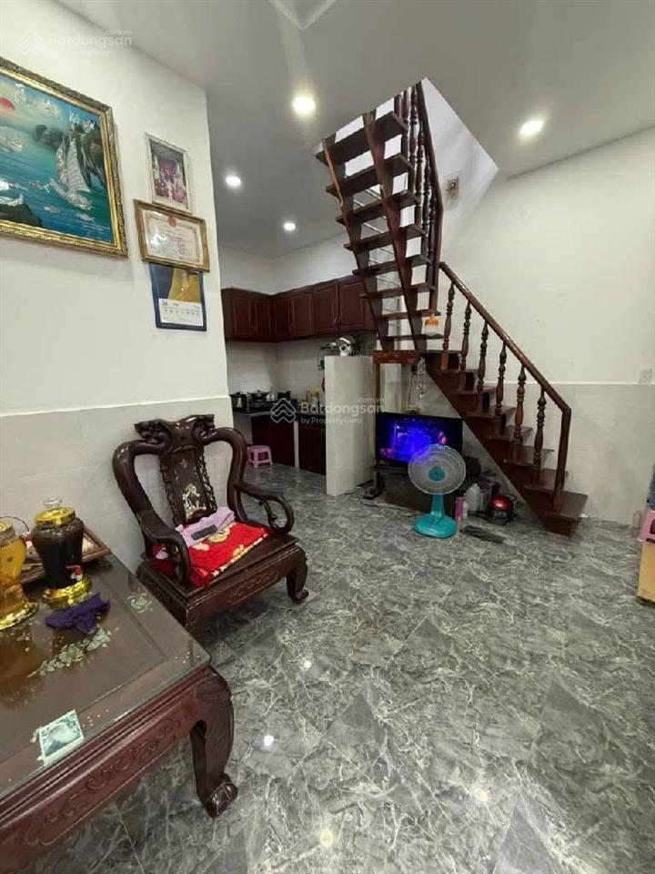 Bán gấp nhà ngay trung tâm quận 7  ngang bề thế 5m chỉ 3 tỷ nhỉnh  ngay phú mỹ hưng