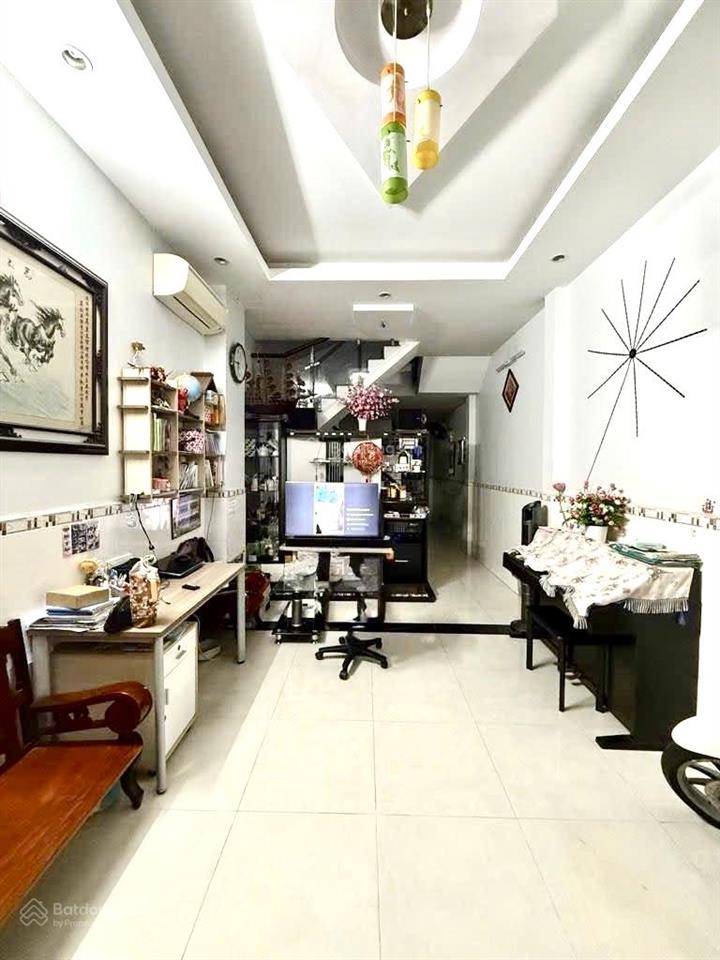 Bán nhà riêng tại dương bá trạc, 5,85 tỷ, 50m2, 3pn, 3wc, hẻm xe hơi