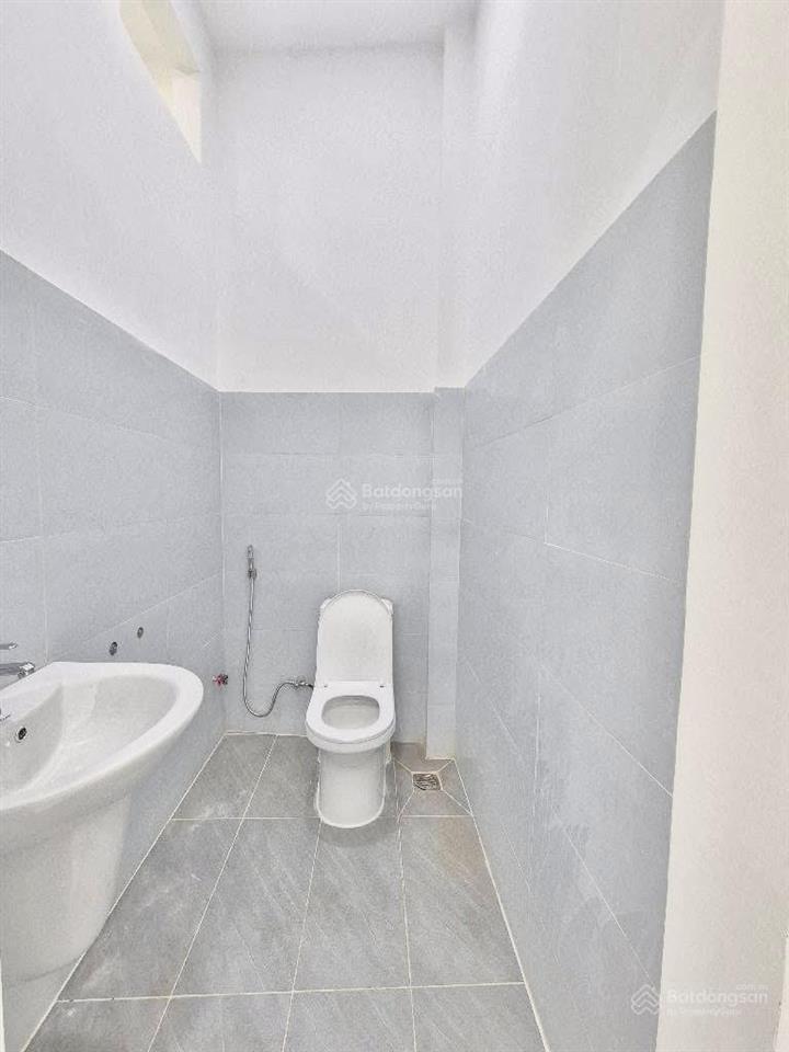 Gấp bán nhà nguyễn thị thập ngang đẹp 5m nhà mới 2 tầng  ngay trường đh tôn đức thắng  lottemart