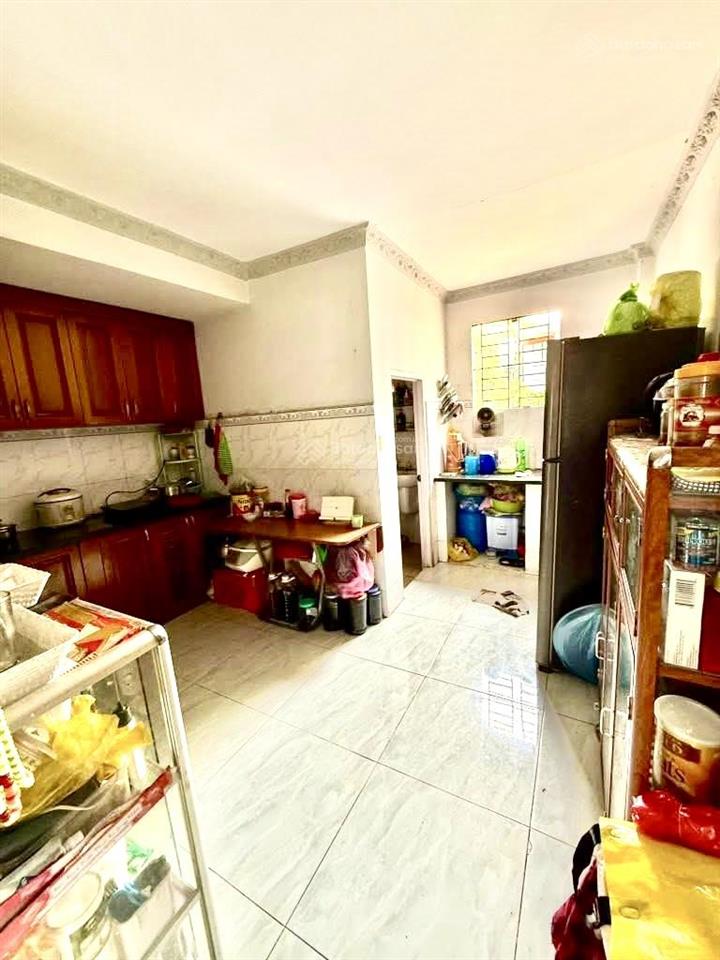 Bán gấp nhà lâm văn bền  quận 7  đường trước nhà 4m  dt 37mv  giá tốt, chỉ 3 đồng nhỉnh, shr,