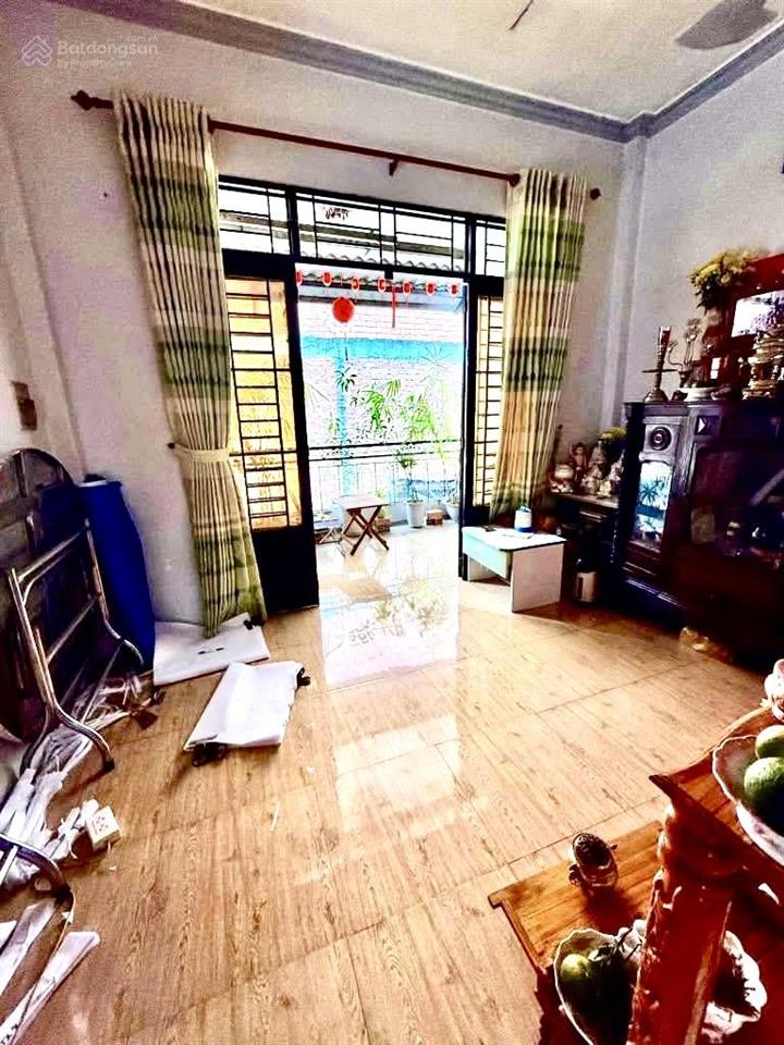 Bán gấp nhà lâm văn bền  quận 7  đường trước nhà 4m  dt 37mv  giá tốt, chỉ 3 đồng nhỉnh, shr,