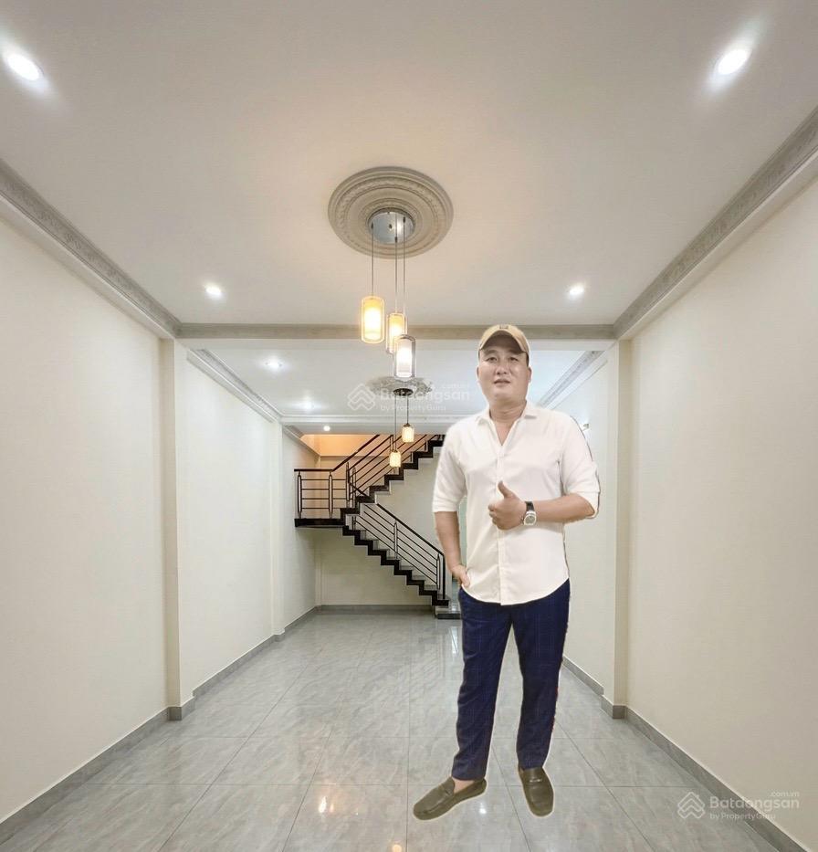 Bán gấp nhà lâm văn bền  quận 7  đường trước nhà 4m  dt 37mv  giá tốt, chỉ 3 đồng nhỉnh, shr,