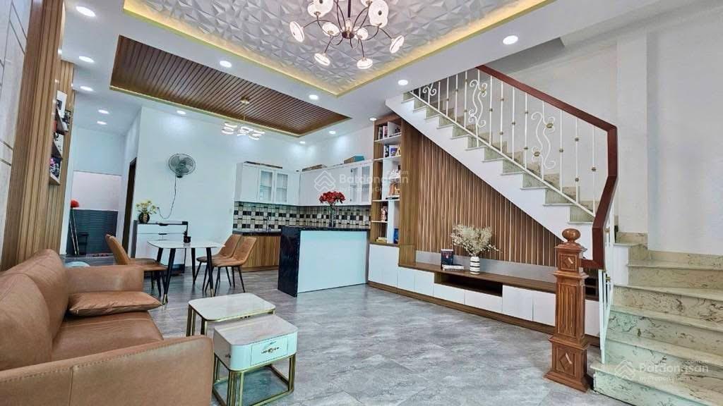 Bán nhà trần xuân soạn, phường tân hưng. dt 65m2 nhà mới đẹp hơn 7 đồng
