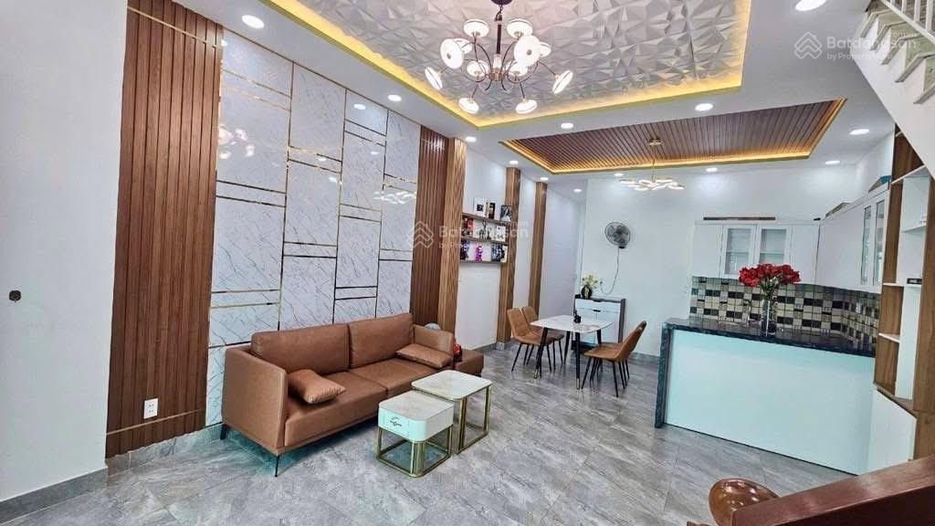 Bán nhà trần xuân soạn, phường tân hưng. dt 65m2 nhà mới đẹp hơn 7 đồng