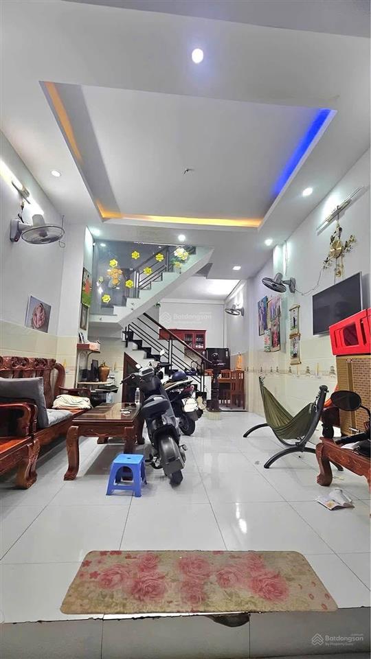 Siêu phẩm nhà đẹp quận 7  xách vali vào ở ngay  giá cực tốt dt 50mv chỉ 5 tỏi nhỉnh, gần mặt tiền