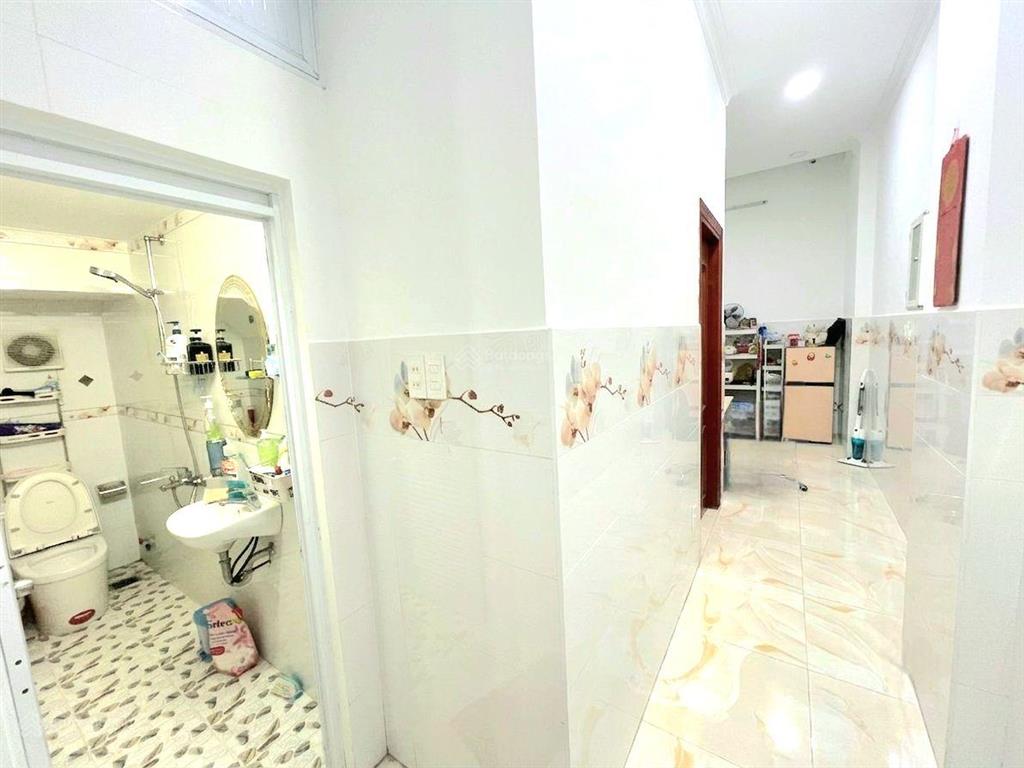Bán nhà ngay lê văn lương  q7  3 tầng  lô nhì mặt tiền  xe hơi tới cửa  nhỉnh 9 tỷ