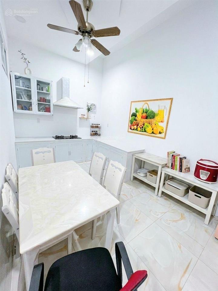 Bán nhà ngay lê văn lương  q7  3 tầng  lô nhì mặt tiền  xe hơi tới cửa  nhỉnh 9 tỷ