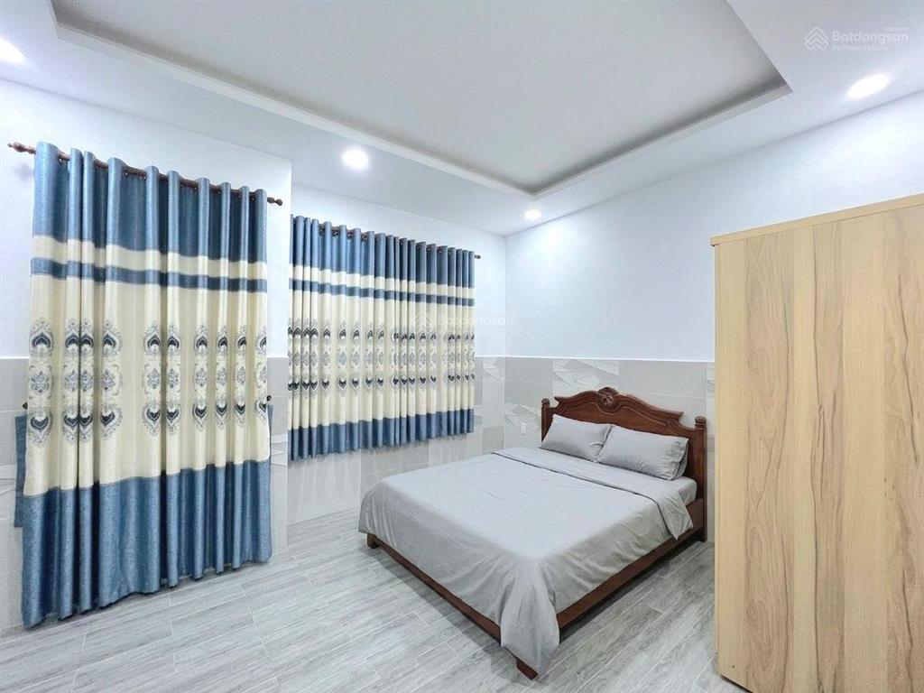 Bán nhà ngay lê văn lương  q7  3 tầng  lô nhì mặt tiền  xe hơi tới cửa  nhỉnh 9 tỷ