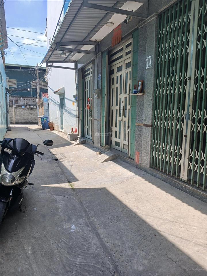 Bán nhà trục đường tỉnh lộ10 lêđình cẩn bìnhtân. 5x17..có 4phong đang cho thuê.
g.iá 4ty450 còn tl