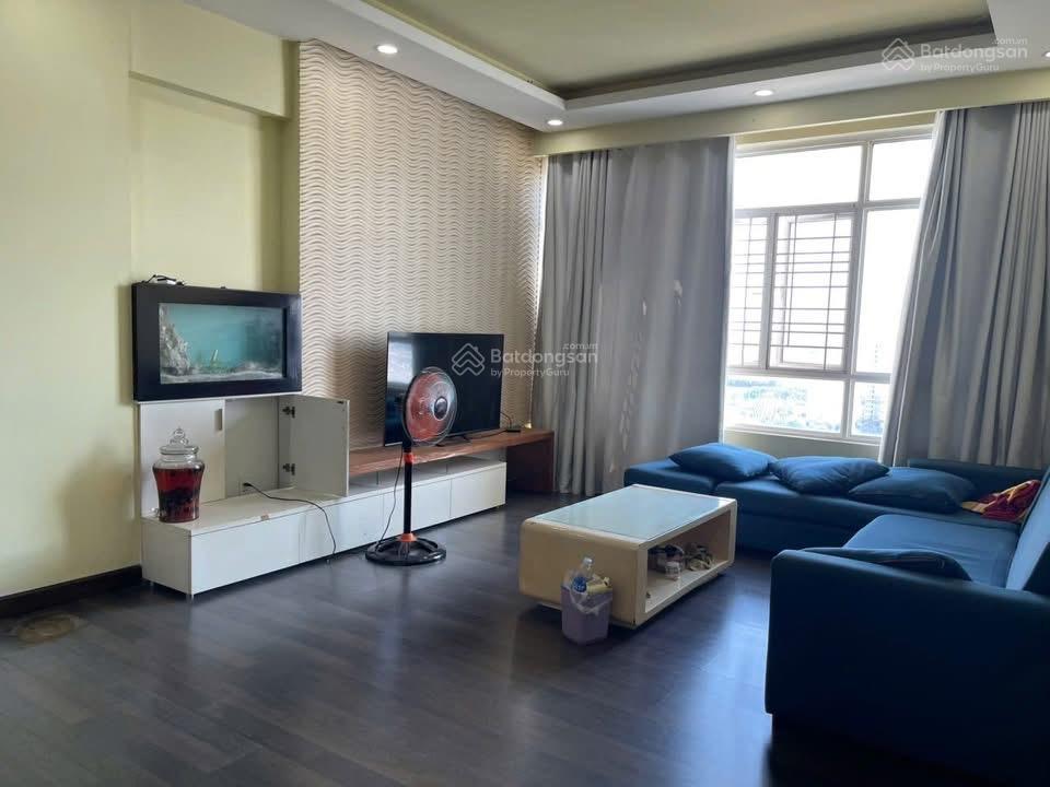 Bán căn hộ chung cư 3pn, 3wc tại phú hoàng anh, giá ưu đãi 4,6 tỷ, 129m2 hot!