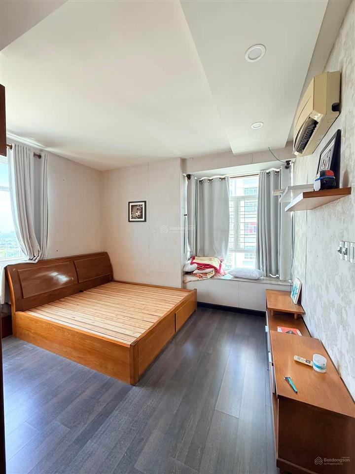 Bán gấp căn hộ 3pn, 3wc, 129m2 tại phú hoàng anh, nhà bè, hồ chí minh, 4,35 tỷ