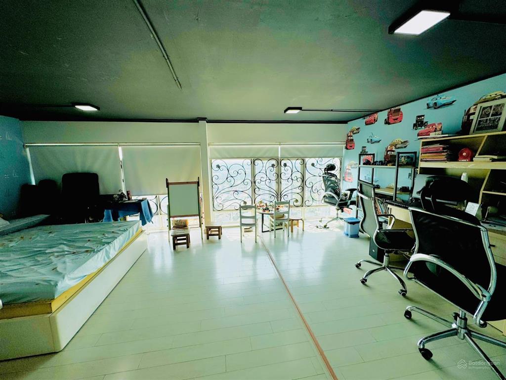 Căn hộ cc 4pn, 3wc, 240m2 tại phú hoàng anh, 8 tỷ vnd, chính chủ hàng hiếm