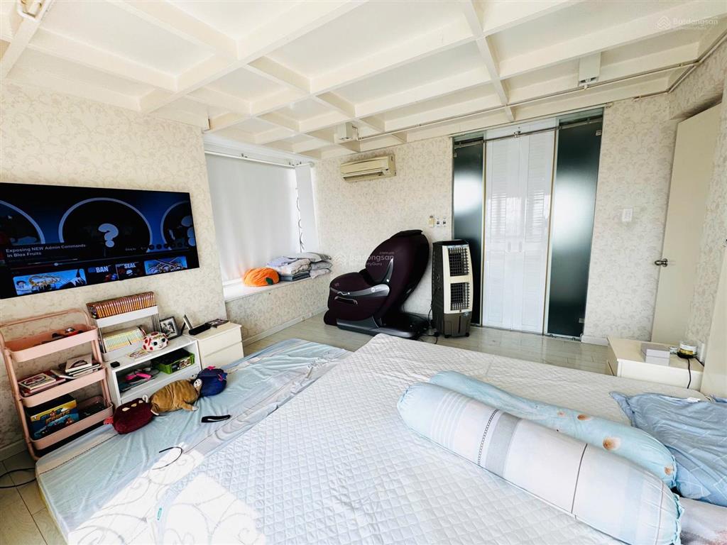 Căn hộ cc 4pn, 3wc, 240m2 tại phú hoàng anh, 8 tỷ vnd, chính chủ hàng hiếm