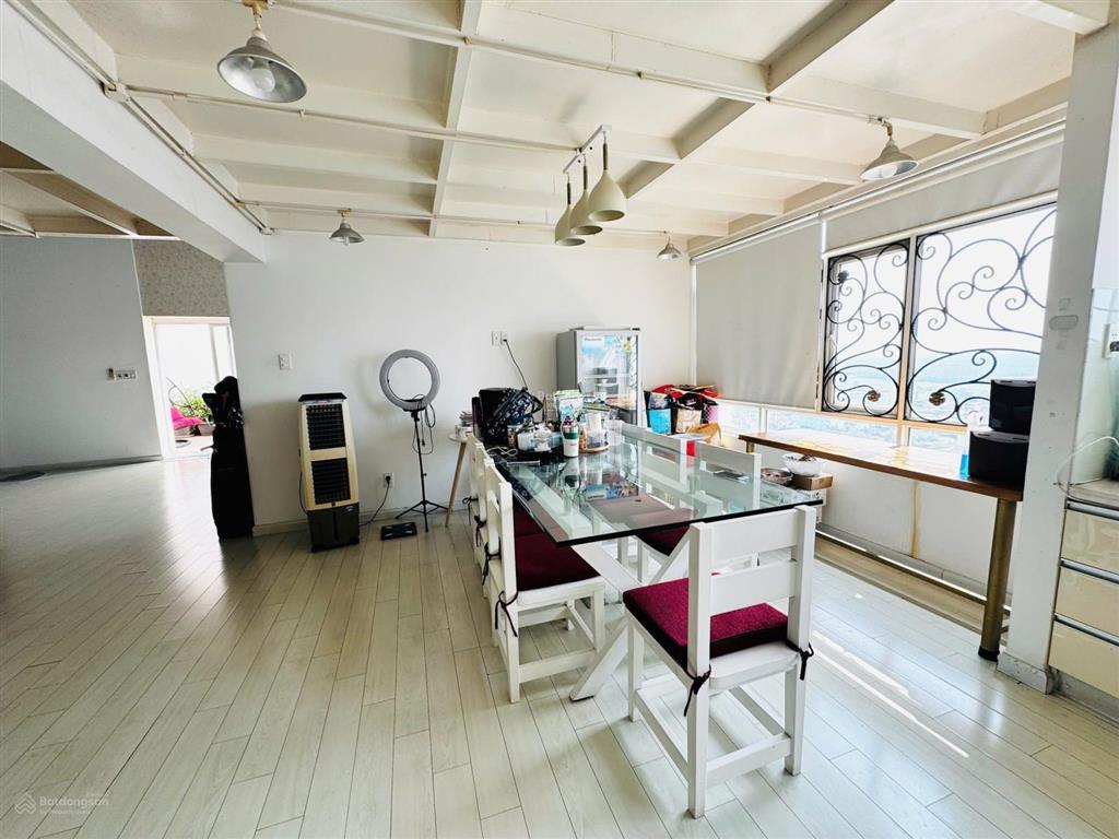 Căn hộ cc 4pn, 3wc, 240m2 tại phú hoàng anh, 8 tỷ vnd, chính chủ hàng hiếm