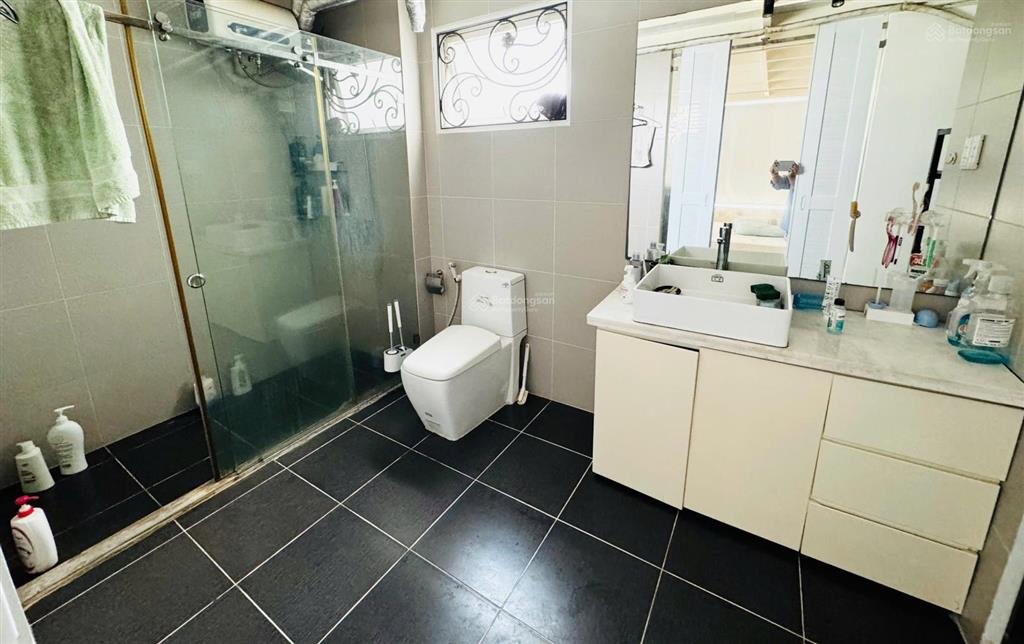 Căn hộ cc 4pn, 3wc, 240m2 tại phú hoàng anh, 8 tỷ vnd, chính chủ hàng hiếm