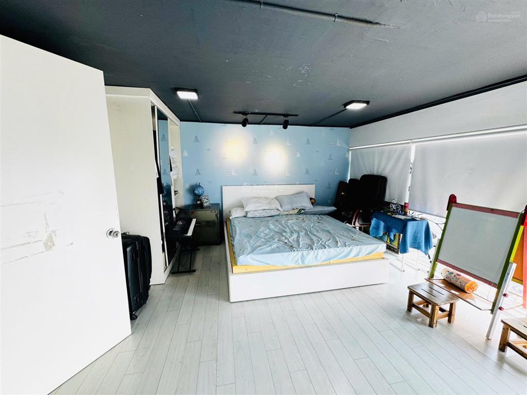 Căn hộ cc 4pn, 3wc, 240m2 tại phú hoàng anh, 8 tỷ vnd, chính chủ hàng hiếm