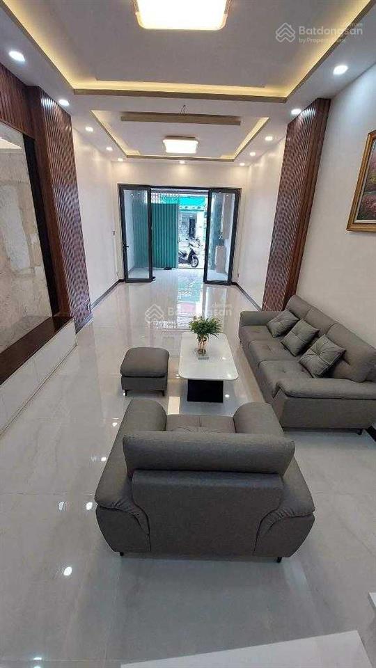 10ty250 ngang 4,7*16m  xe hơi vào nhà 3 tầng đường số 79, p. tân quy, q7