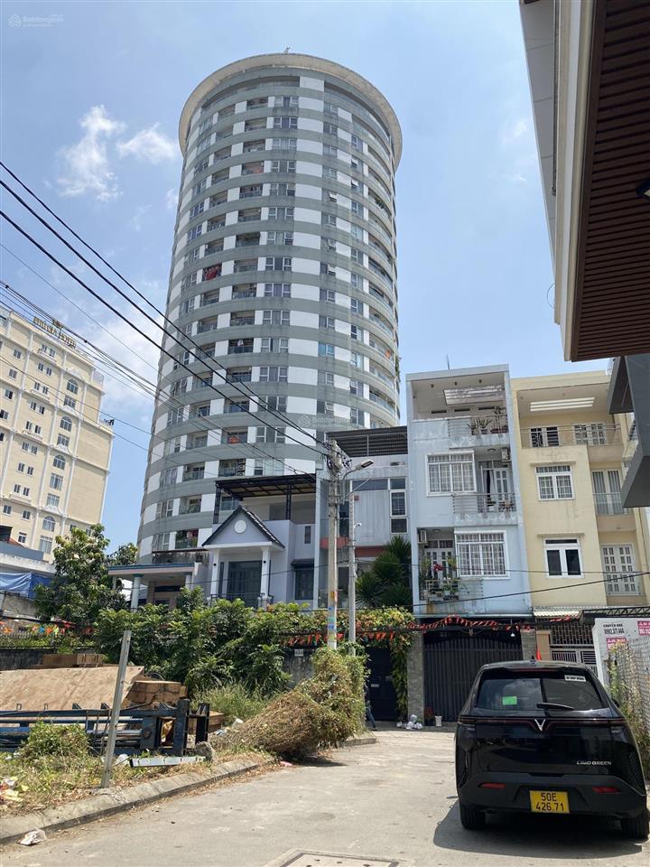 8 tỷ 600 ngang 5x15m  7pn, 3 tầng, 7 chỗ tới nhà, hoàng quốc việt, q. 7