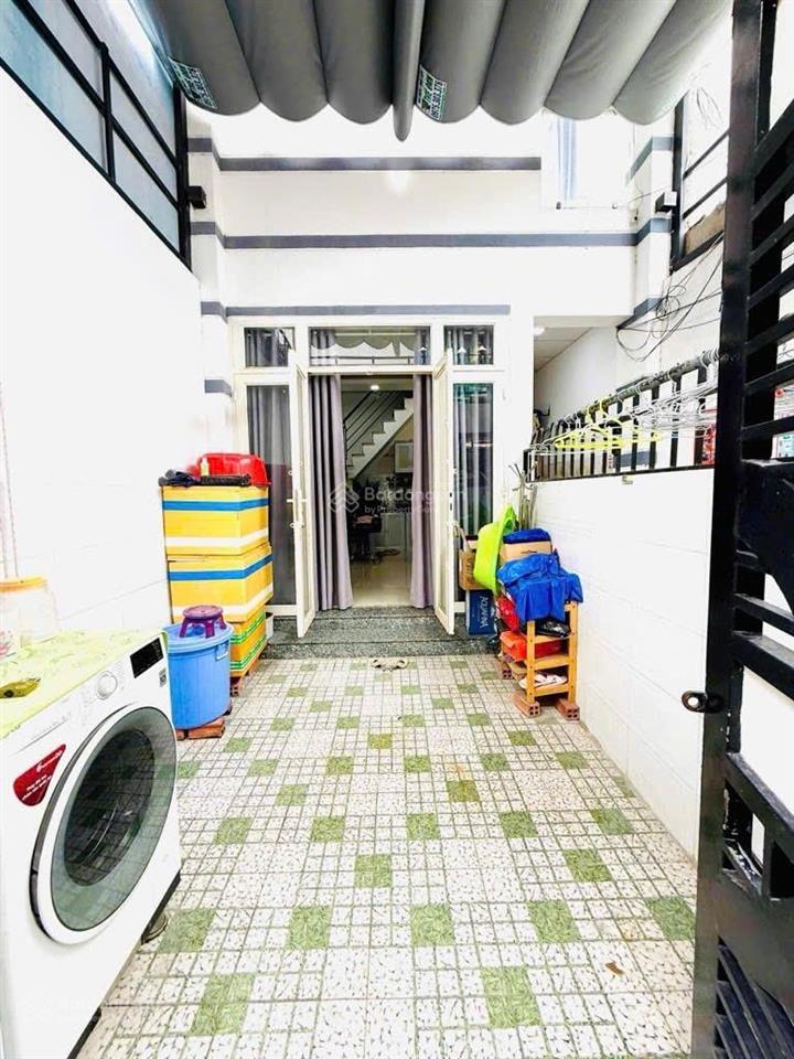 6tỷ400  76m2  4 pn  hẻm 5m, ô tô tới nhà  cách nguyễn thị thập 400m  có thu nhập 15tr/th