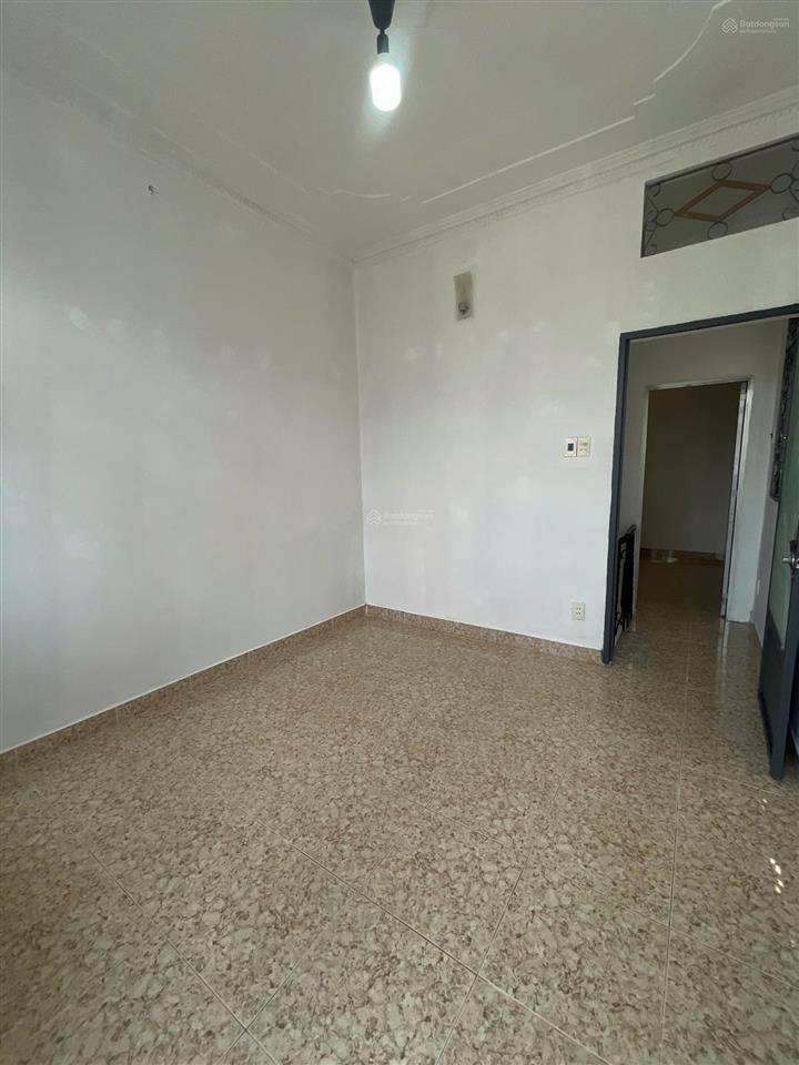3 tỷ 690  hẻm 4m  thẳng 1 trục  cách htp chỉ 20m  phú thuận q7  cách nguyễn thị thập 400m