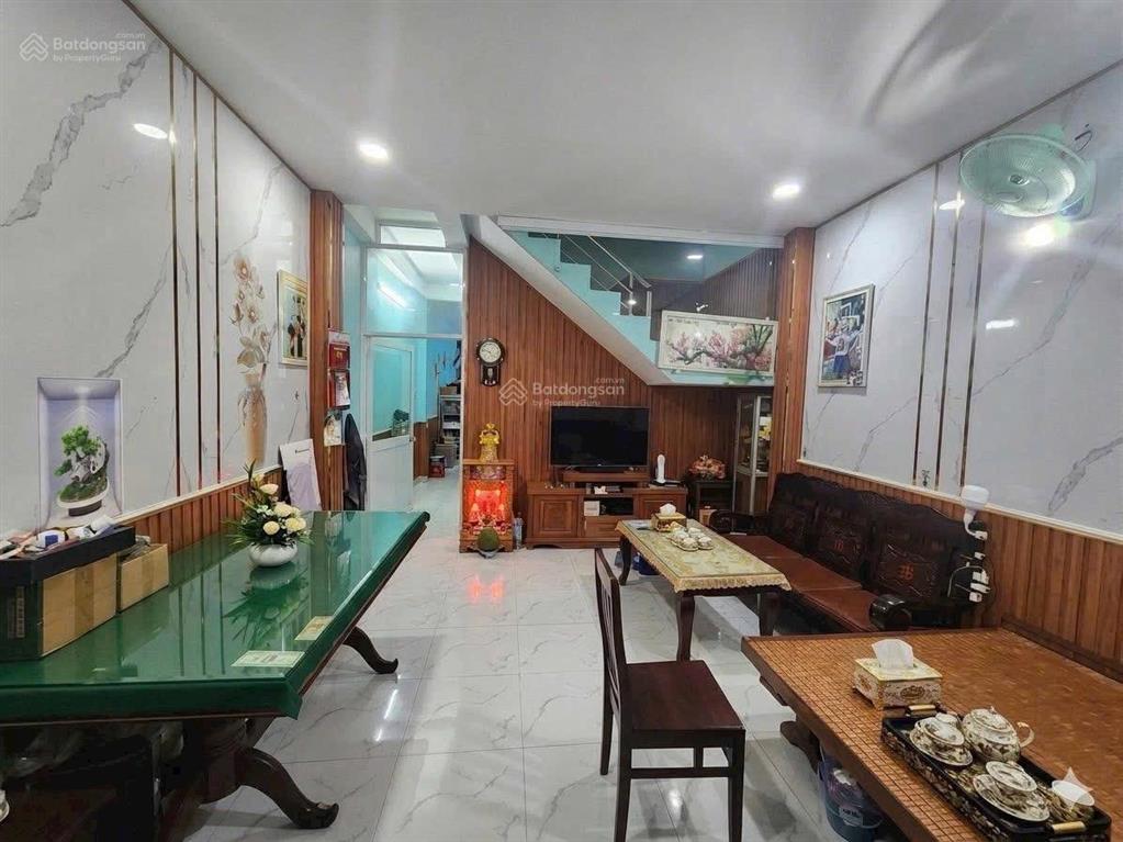 4 tỷ 600  nhà 62m2  đường ô tô 5m  3pn  huỳnh tấn phát