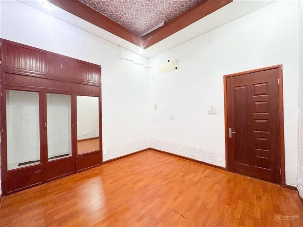 5tỷ9  110m² (5x22m)  hẻm xe tải  qua q7 chỉ 200m  huỳnh tấn phát, nb