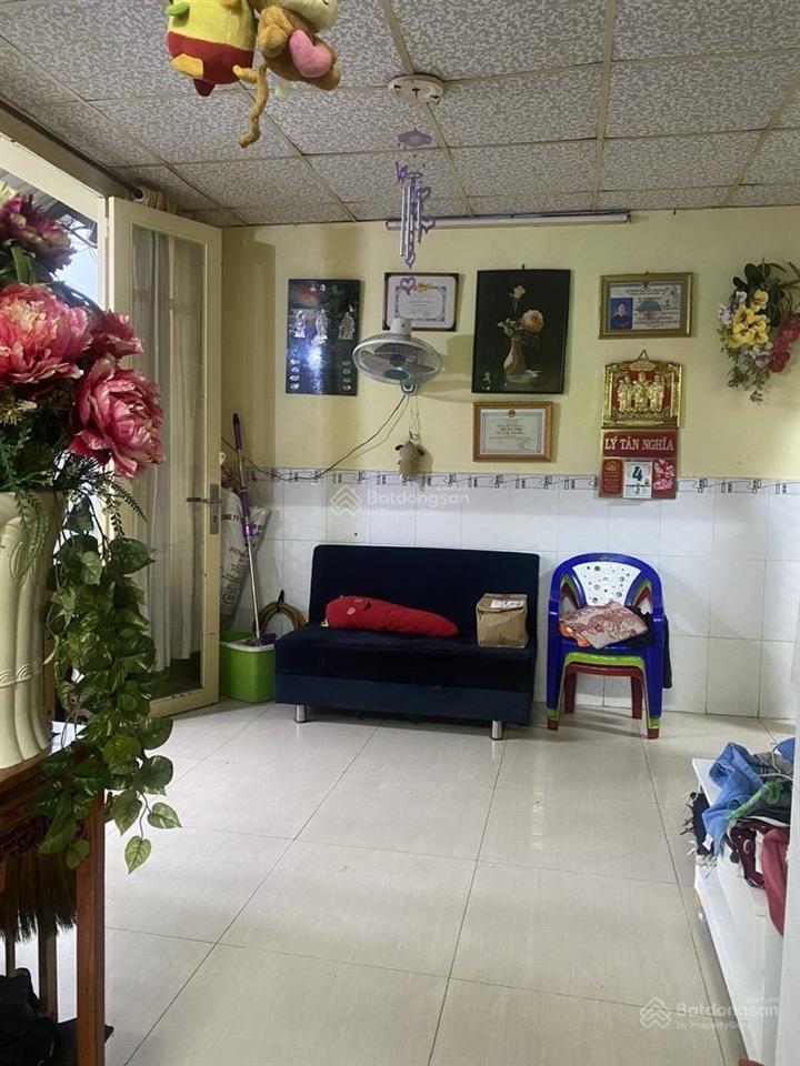 8.5 tỷ | 120m²  hxh  ngang 4.5m  4 tầng  6pn và 1 mặt bằng bự  cách nguyễn thị thập 200m