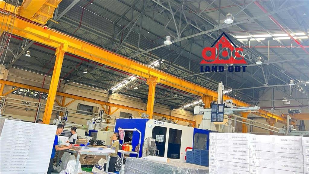 Cho thuê xưởng trong kcn hố nai  p hố nai. đồng nai. 5200m2. có sẵn nhiều cẩu trục. chỉ 395tr
