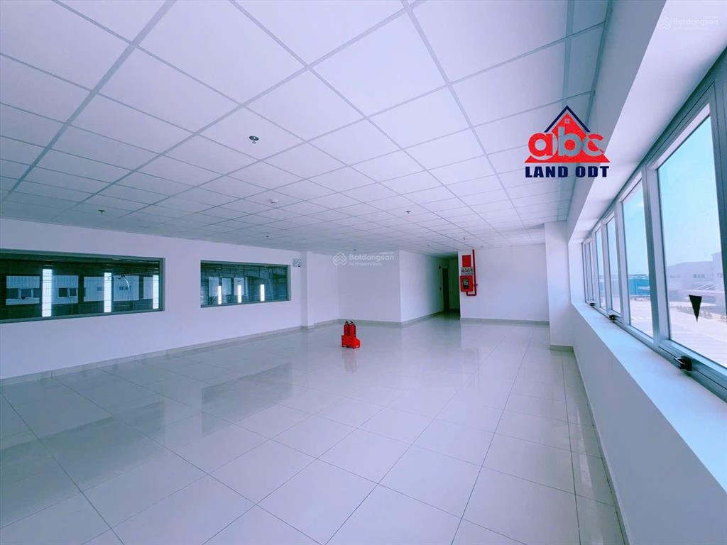 Cho thuê xưởng hơn 6000m2 chuẩn quốc tế hạng a mới 100% trong kcn hố nai biên hoà
