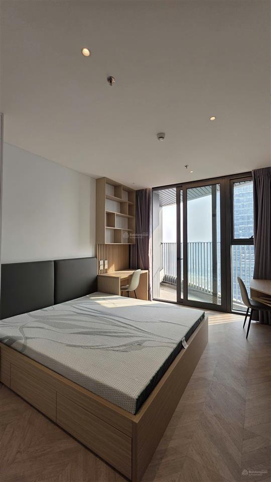 Cần bán nhanh căn hộ 3pn, tầng cao, view hồ tây, n01t6 ngoại giao đoàn, giá cực tốt! [0989 826 ***]