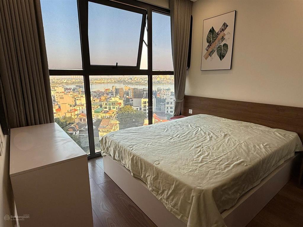 Cần bán nhanh căn hộ 3pn, tầng trung, full nt, view hồ tây đẹp d.el dorado ii tây hồ, giá siêu tốt