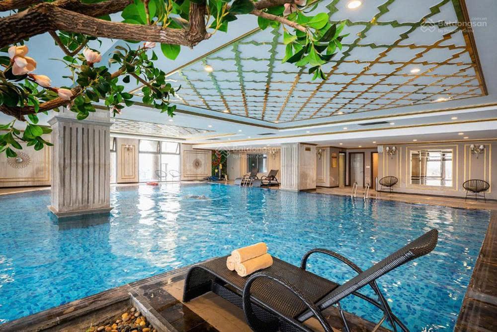 Rẻ nhất tòa d'. le roi soleil quảng an! bán căn góc 3pn, 146m2, bc đông nam, full nt, chỉ 20,5 tỷ