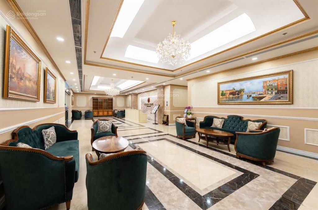 Rẻ nhất tòa d'. le roi soleil quảng an! bán căn góc 3pn, 146m2, bc đông nam, full nt, chỉ 20,5 tỷ