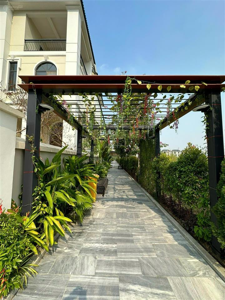 Cần tìm chủ nhân vip cho căn đơn lập góc, view hồ đỉnh, nội thất châu âu  starlake, giá thỏa thuận