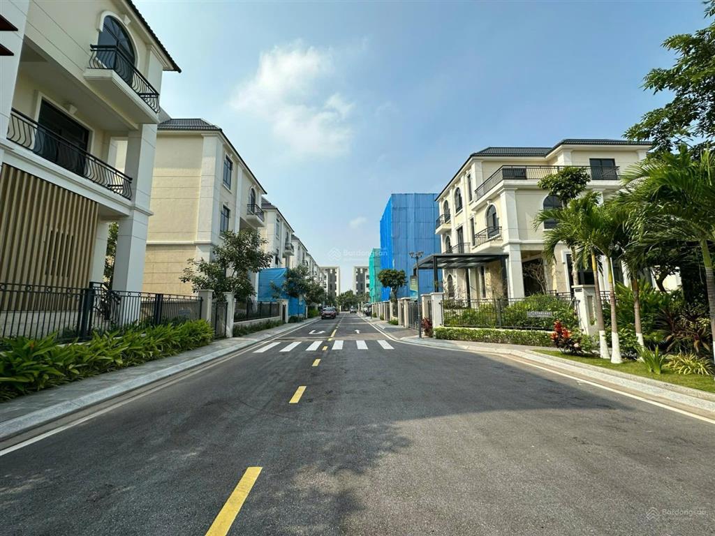 Cần tìm chủ nhân vip cho căn đơn lập góc, view hồ đỉnh, nội thất châu âu  starlake, giá thỏa thuận